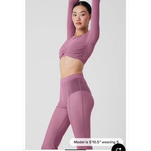 Set!!Alo Sheer illusion long sleeve crop bra top(Small) & High waist pants XS